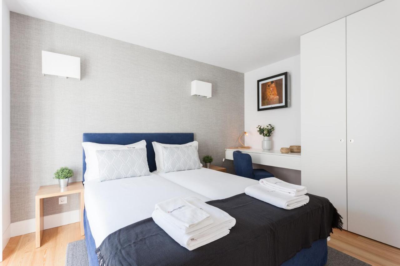 Flh Chiado Elegant Apartment 리스본 외부 사진